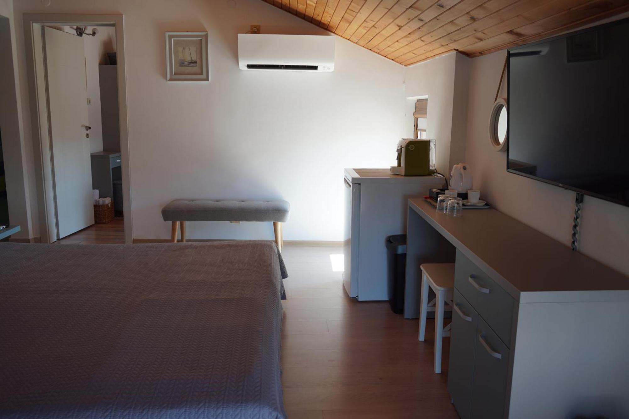 Guest House Lambovi 内塞伯尔 客房 照片